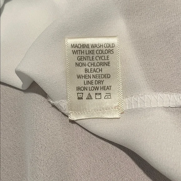 Max Studio White Ruffle Top Size M - Picture 12 of 13